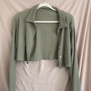Cropped top green button up